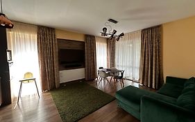 Sophie Apart Belleview